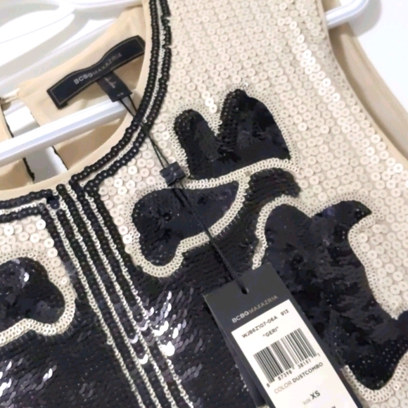 Sequins Dress - Picture 2 of 3